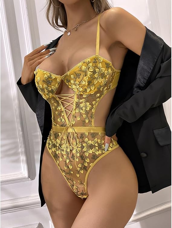 Sateileva "Crimson Vine" Embroidered Lingerie Set – 4-Piece Strappy Harness & Garter Set with Floral Lace